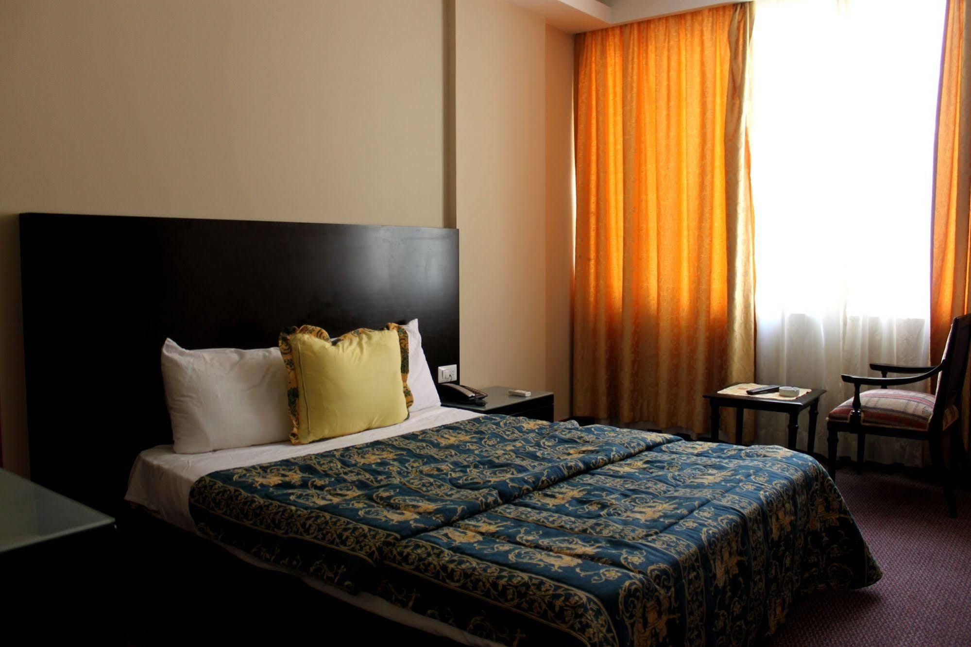 Le Marly Hotel Beyrut Dış mekan fotoğraf
